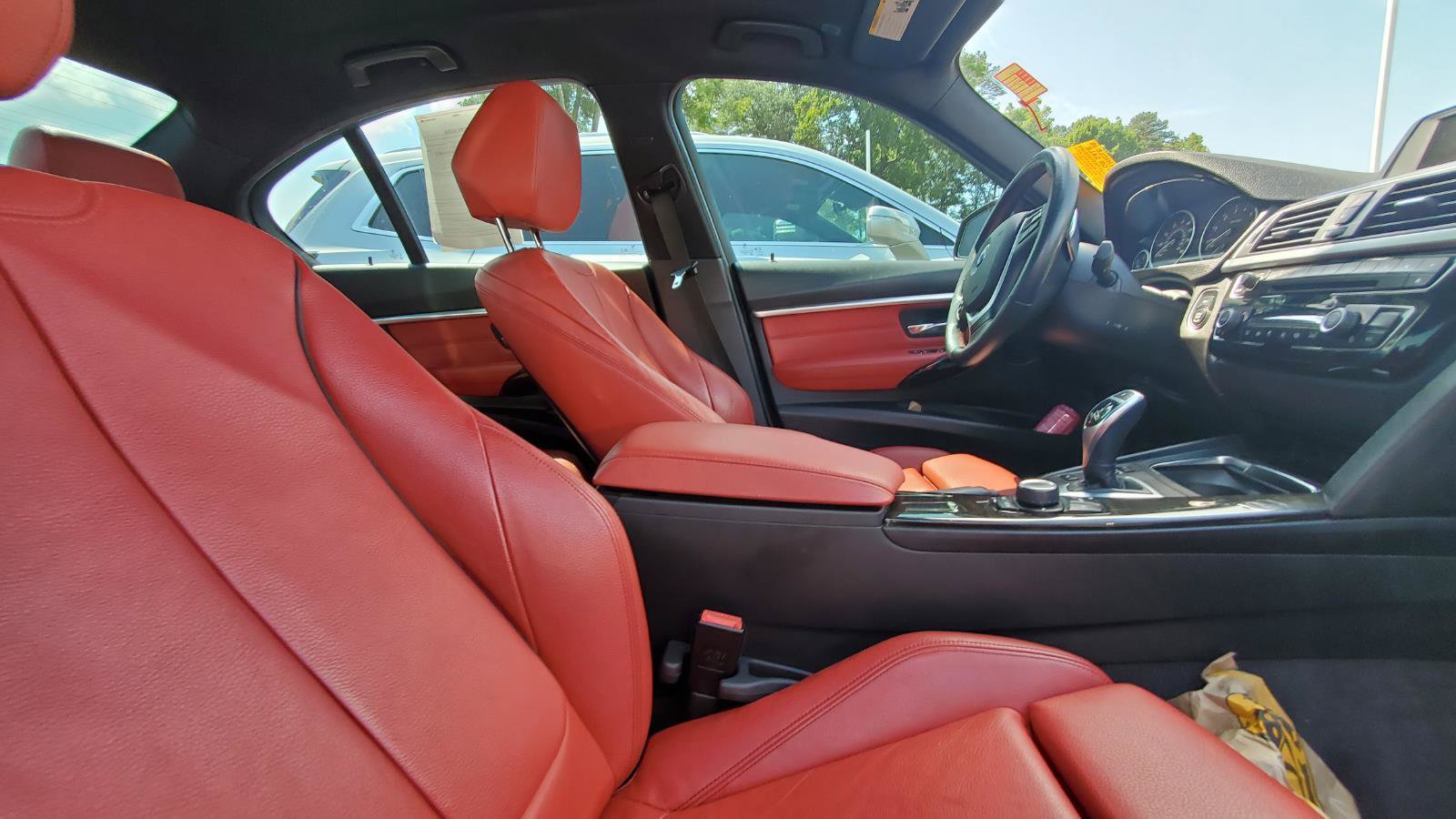 Used 2017 BMW 330i Sedan RWD image 4