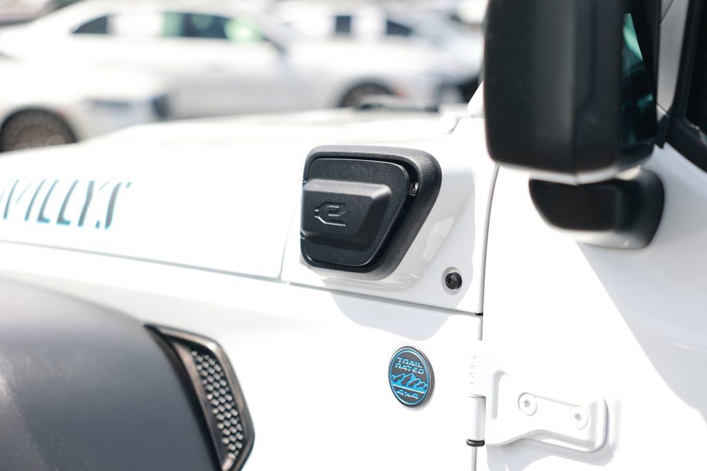 Used 2023 Jeep Wrangler Unlimited AWD/4WD image 15