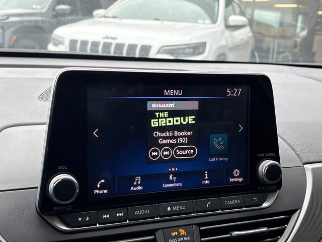 Certified 2023 Nissan Altima 2.5 SR image 13