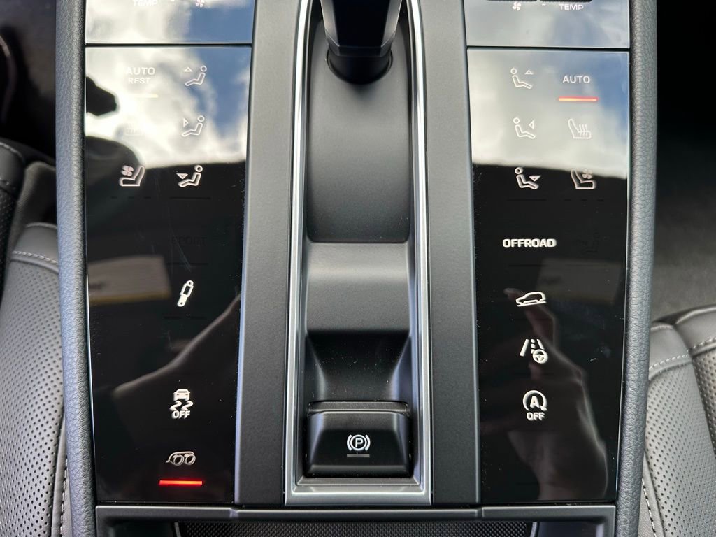 Used 2026 Porsche Macan S image 29