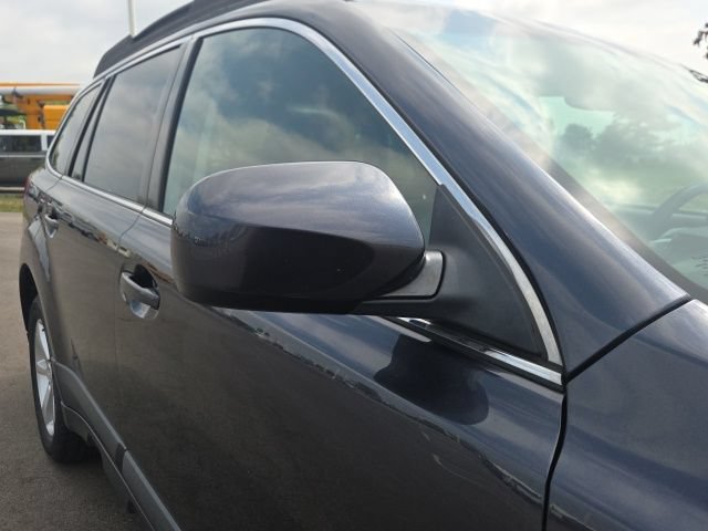 Used 2013 Subaru Outback 2.5i Limited w/ Moonroof Pkg AWD/4WD image 5