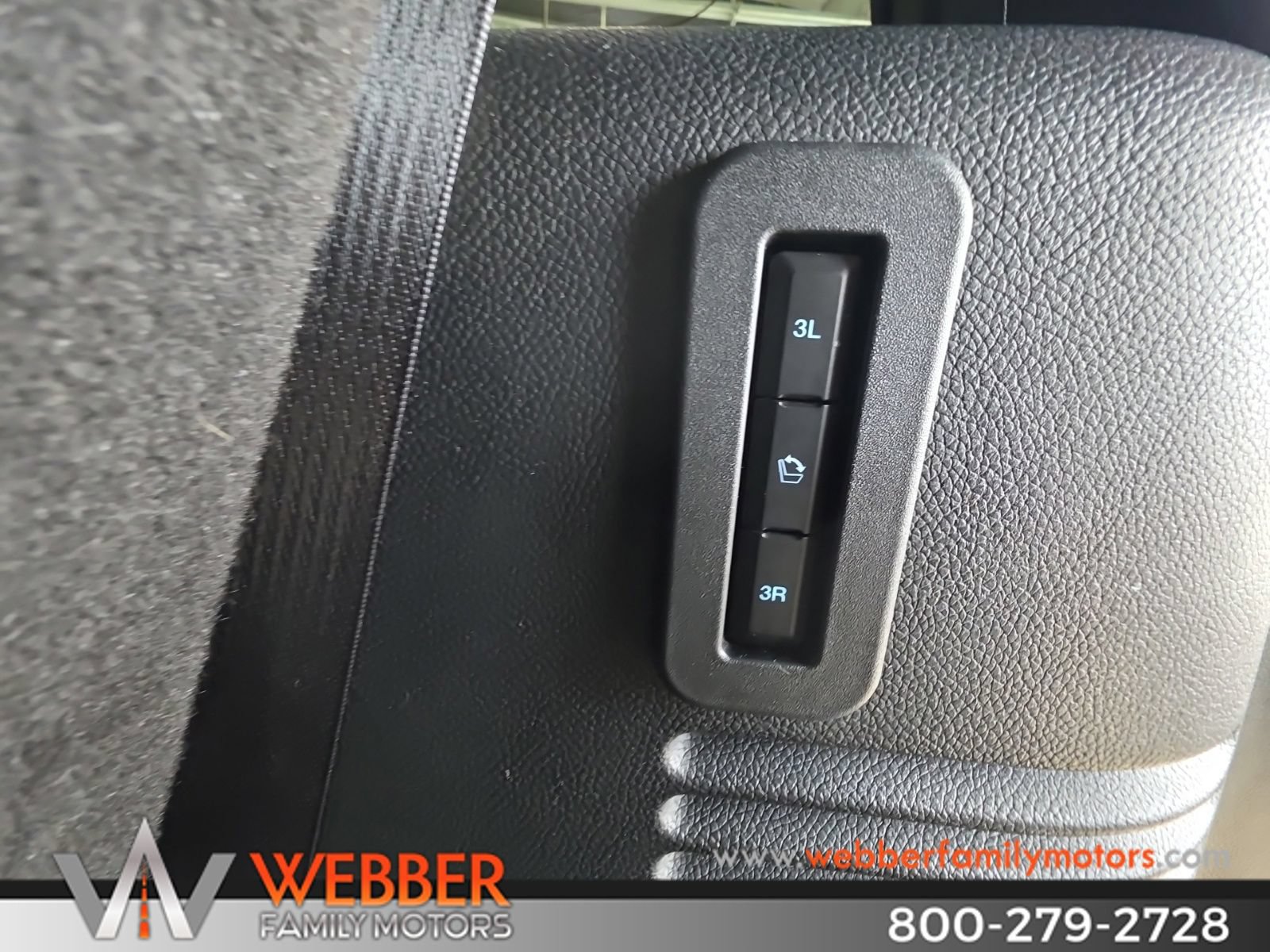 Used 2016 Ford Expedition Limited w/ Equipment Group 301A AWD/4WD image 10