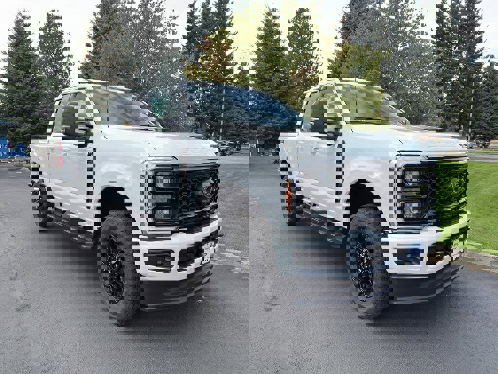 New 2026 Ford F350 XLT