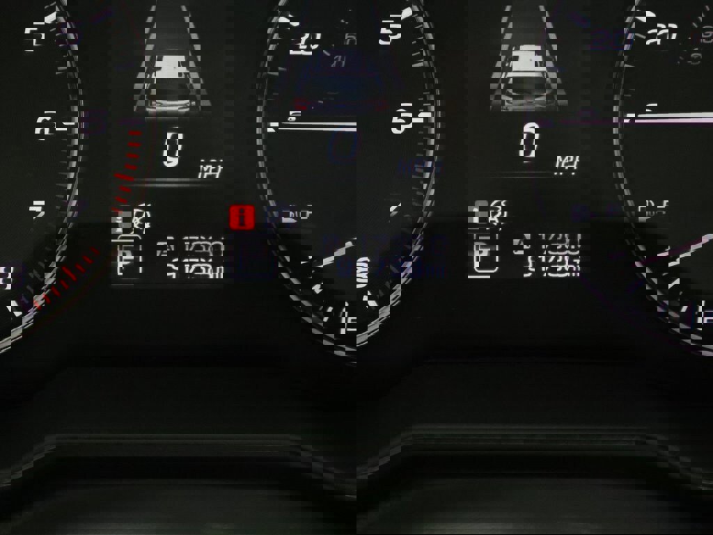 Used 2023 Subaru Outback Premium image 32