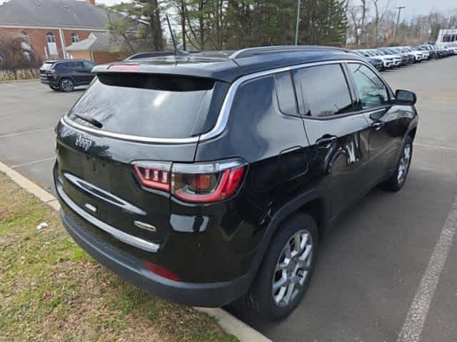 Used 2022 Jeep Compass Latitude image 5