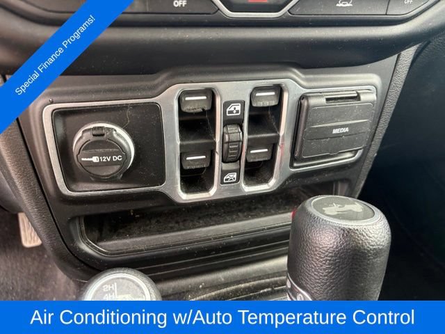 Used 2021 Jeep Wrangler Unlimited Sport AWD/4WD image 23