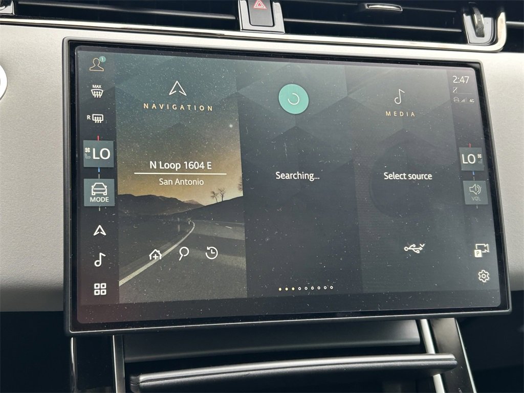 Used 2024 Land Rover Range Rover Evoque Dynamic SE image 34