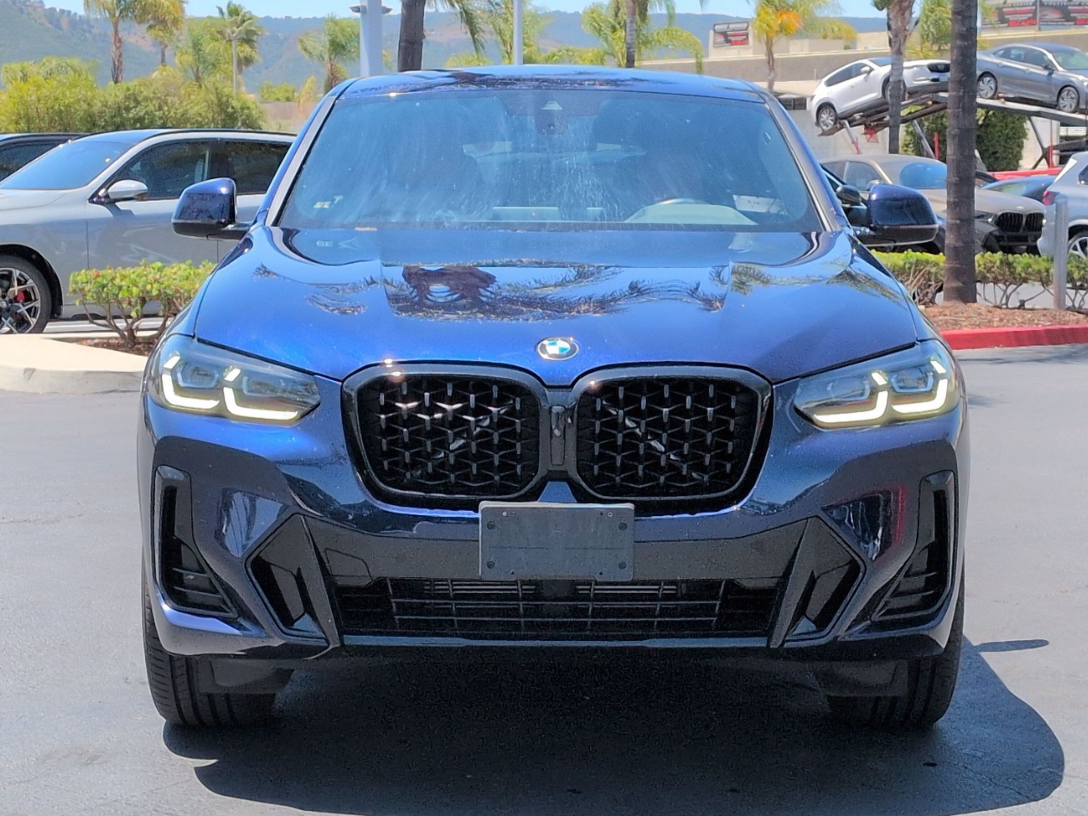 Certified 2023 BMW X4 xDrive30i w/ M Sport Package AWD/4WD image 3