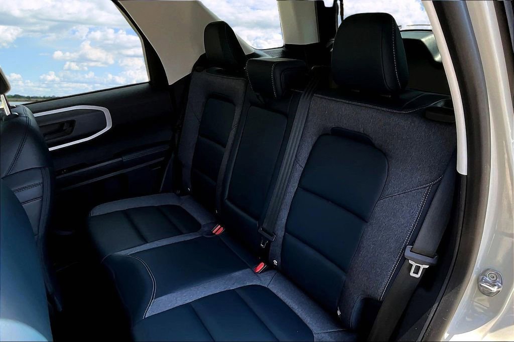 Used 2024 Ford Bronco Sport Outer Banks w/ Tech Package image 24