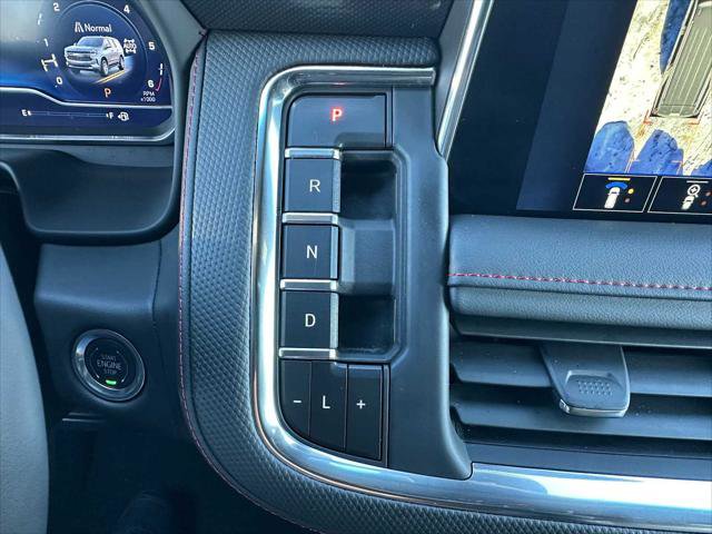 Used 2024 Chevrolet Suburban RST w/ Sport Performance Package image 40