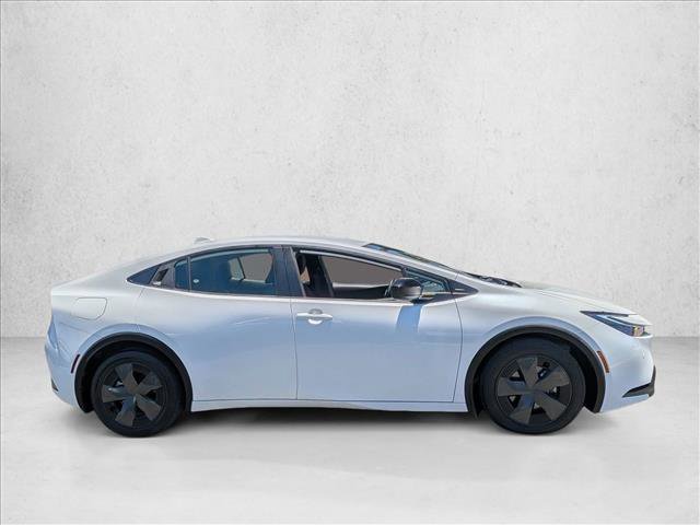 Used 2024 Toyota Prius Prime FWD image 5