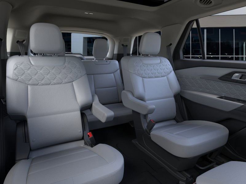 Used 2026 Ford Explorer Platinum w/ LUX Leather Package image 19