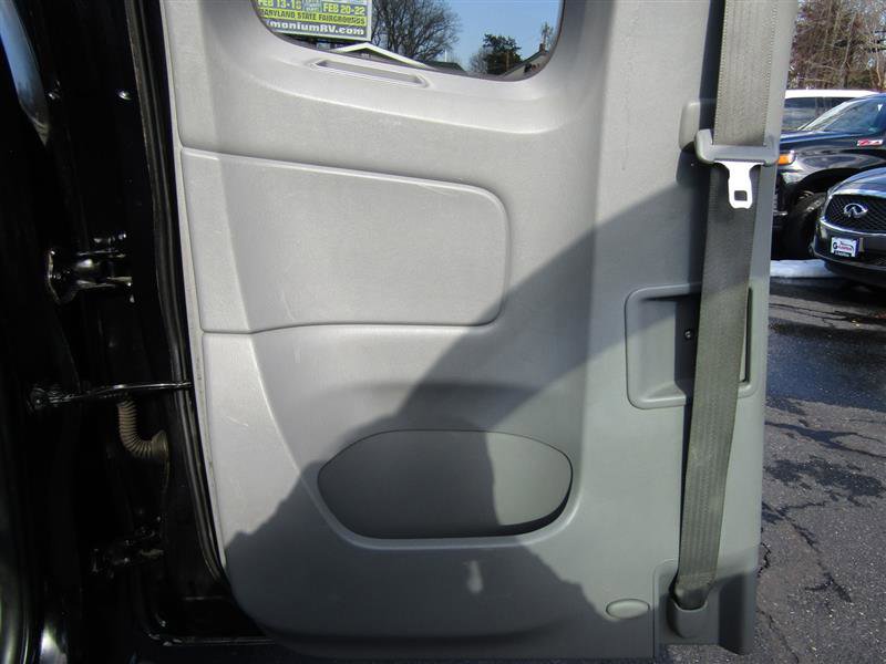 Used 2011 Toyota Tacoma 4x4 Access Cab V6 w/ TRD Sport Pkg image 25