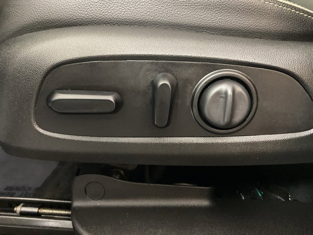 Used 2020 GMC Terrain Denali w/ Denali Premium Package image 24