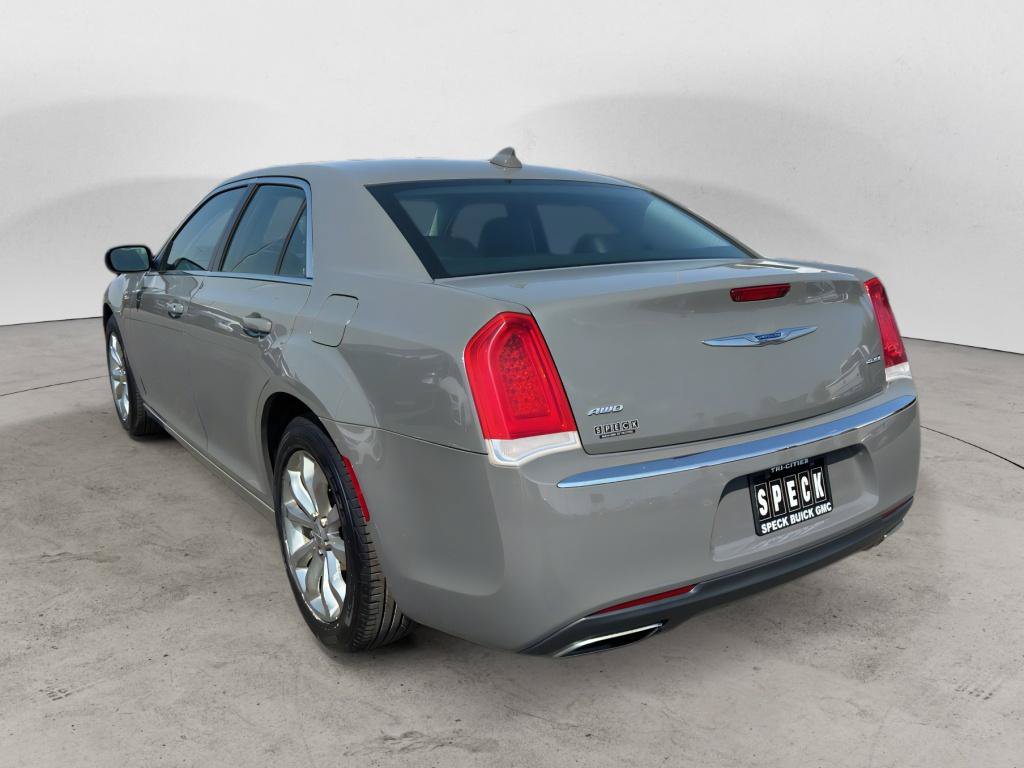 Used 2017 Chrysler 300 Limited AWD/4WD image 3