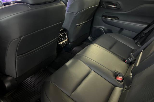 Certified 2026 Toyota Crown Signia w/ Advanced Technology Package AWD/4WD image 4