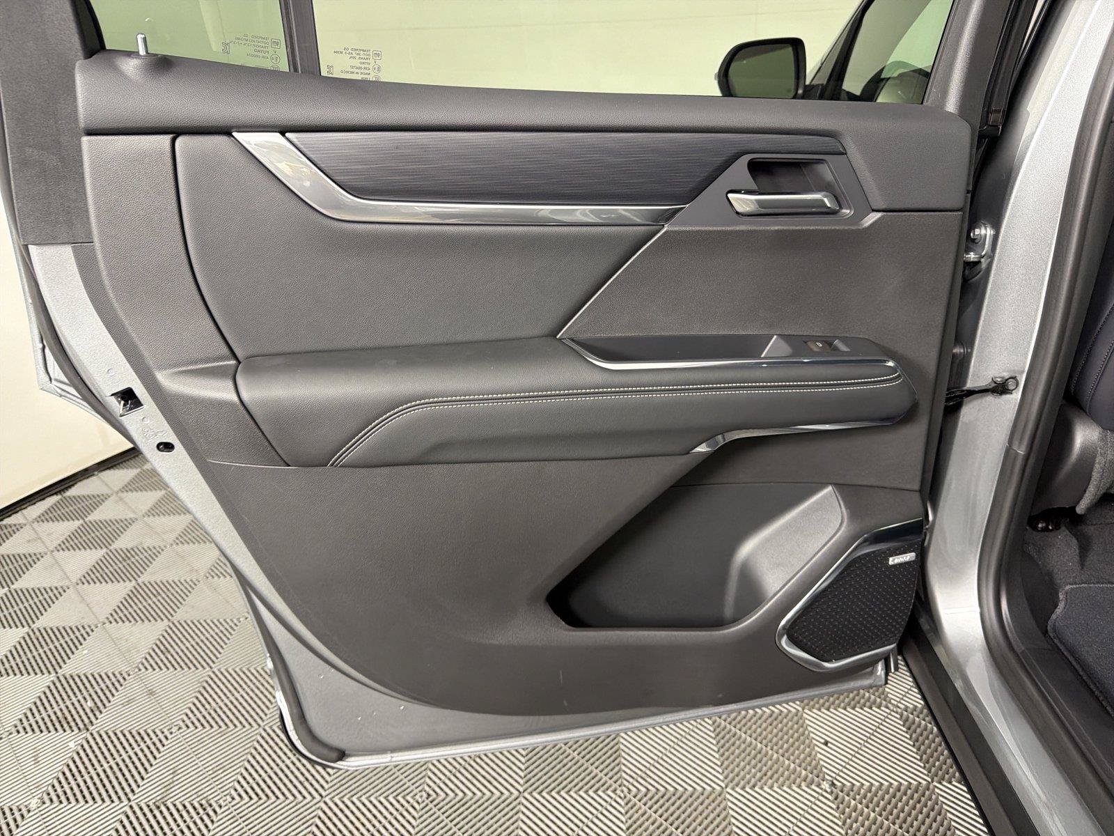 New 2027 GMC Acadia Elevation w/ Black Edition FWD image 21