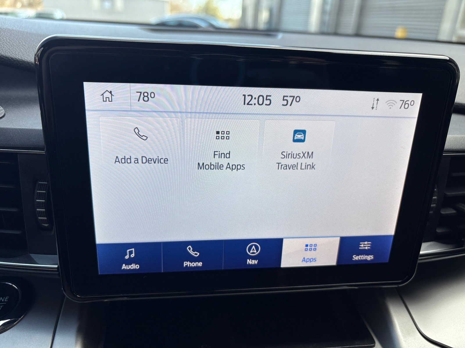 Used 2022 Ford Explorer XLT w/ Equipment Group 202A image 21