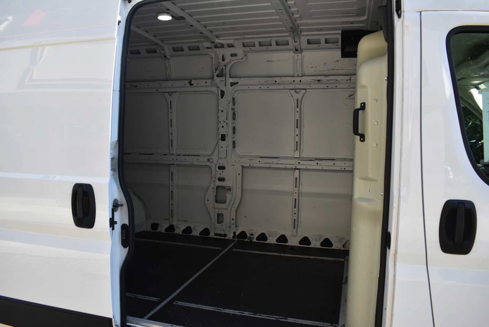 Used 2019 RAM ProMaster 2500 w/ Interior Convenience Group FWD image 20