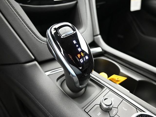 New 2025 Cadillac XT6 Luxury image 21