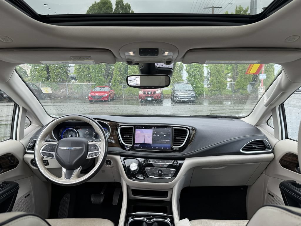 Used 2021 Chrysler Pacifica Limited w/ Premium & Safety Sphere Group AWD/4WD image 12
