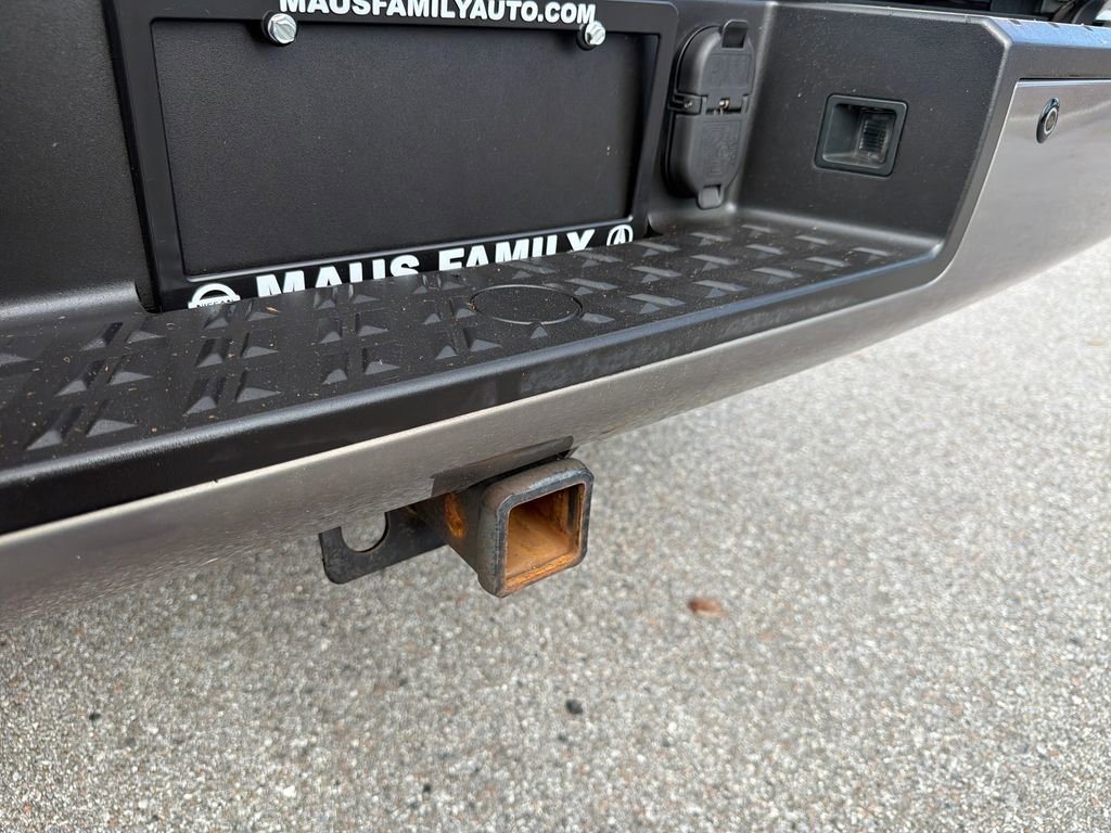 Used 2019 Nissan Titan Platinum Reserve w/ Platinum Utility Package image 14