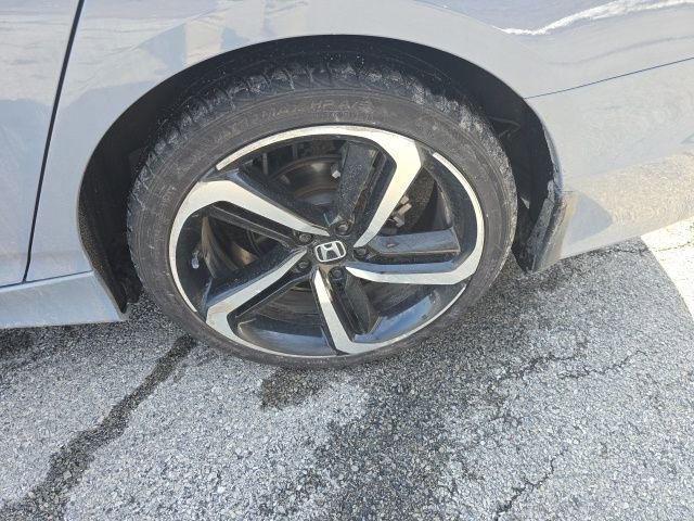 Used 2022 Honda Accord Sport image 11