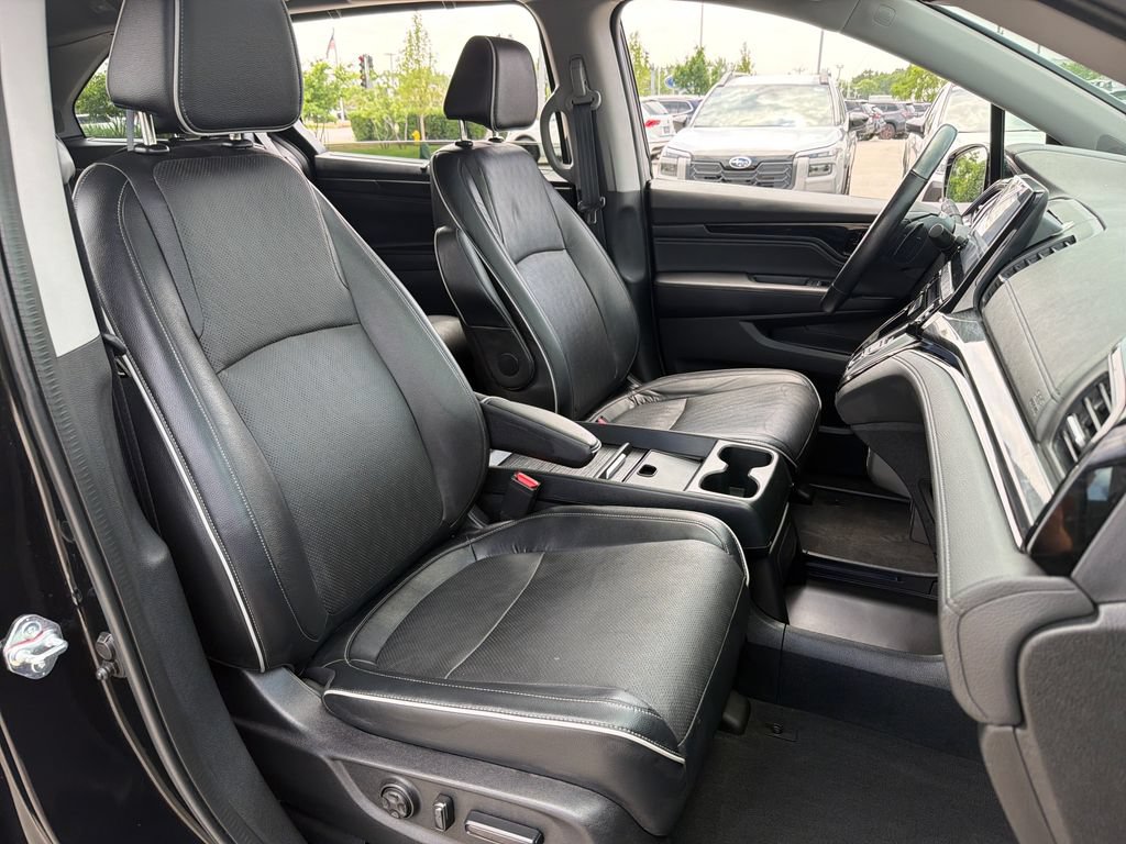 Used 2023 Honda Odyssey Elite image 30