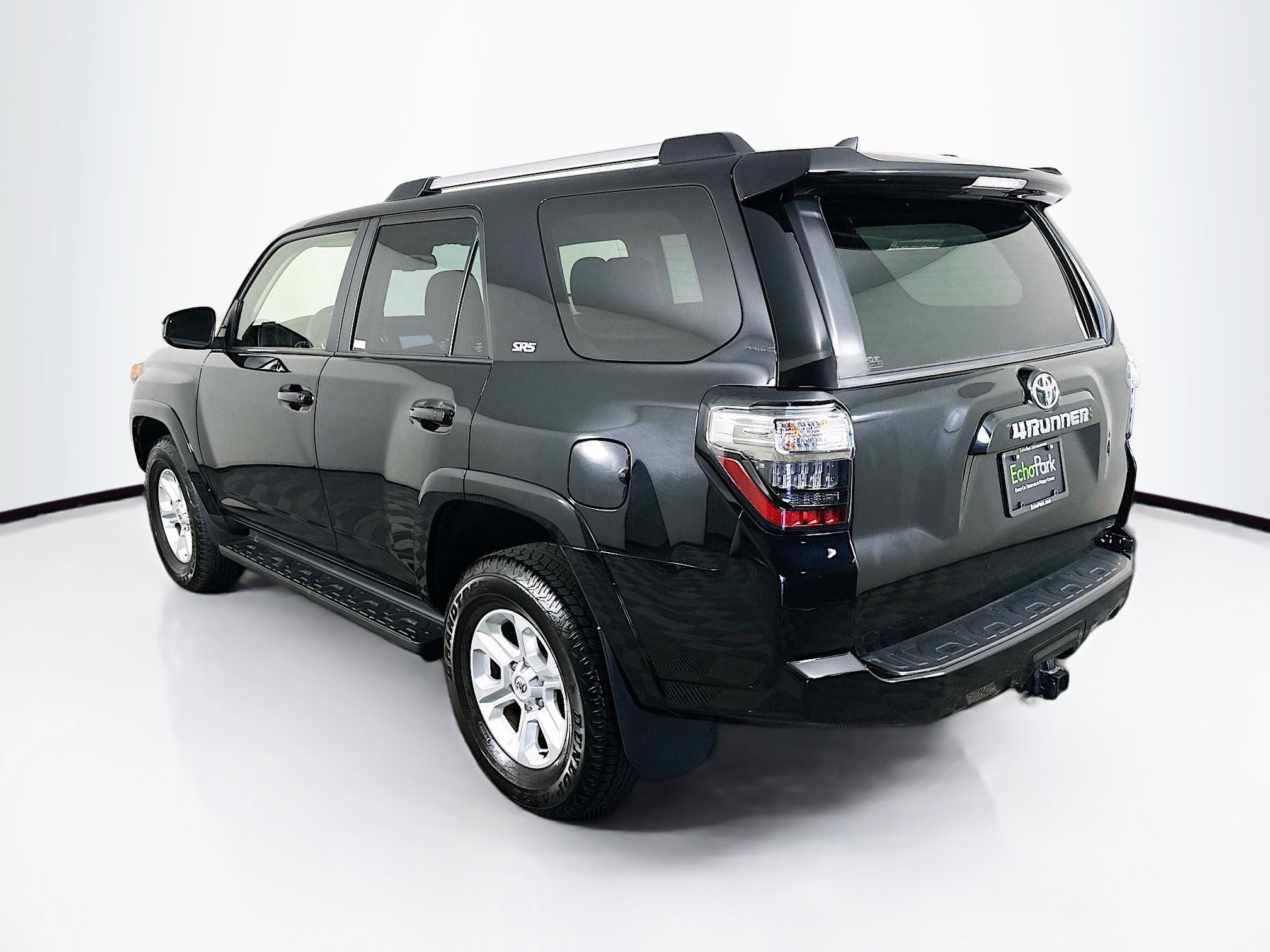 Used 2024 Toyota 4Runner SR5 image 5