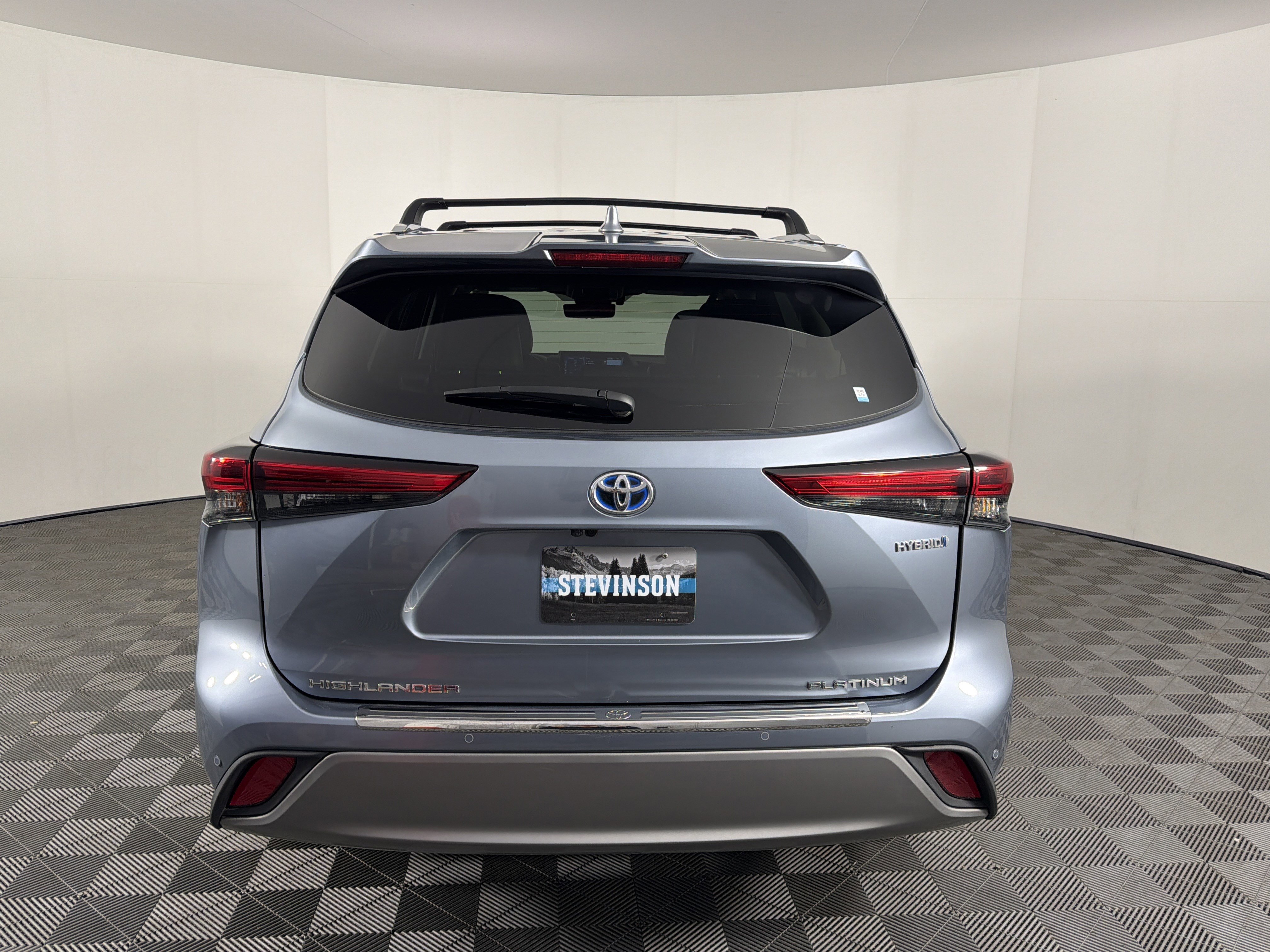 Used 2022 Toyota Highlander Platinum AWD/4WD image 23
