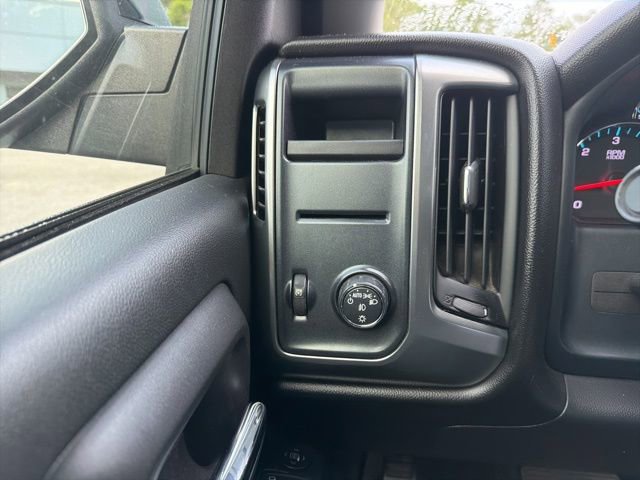 Used 2017 Chevrolet Silverado 1500 LT w/ All Star Edition RWD image 12