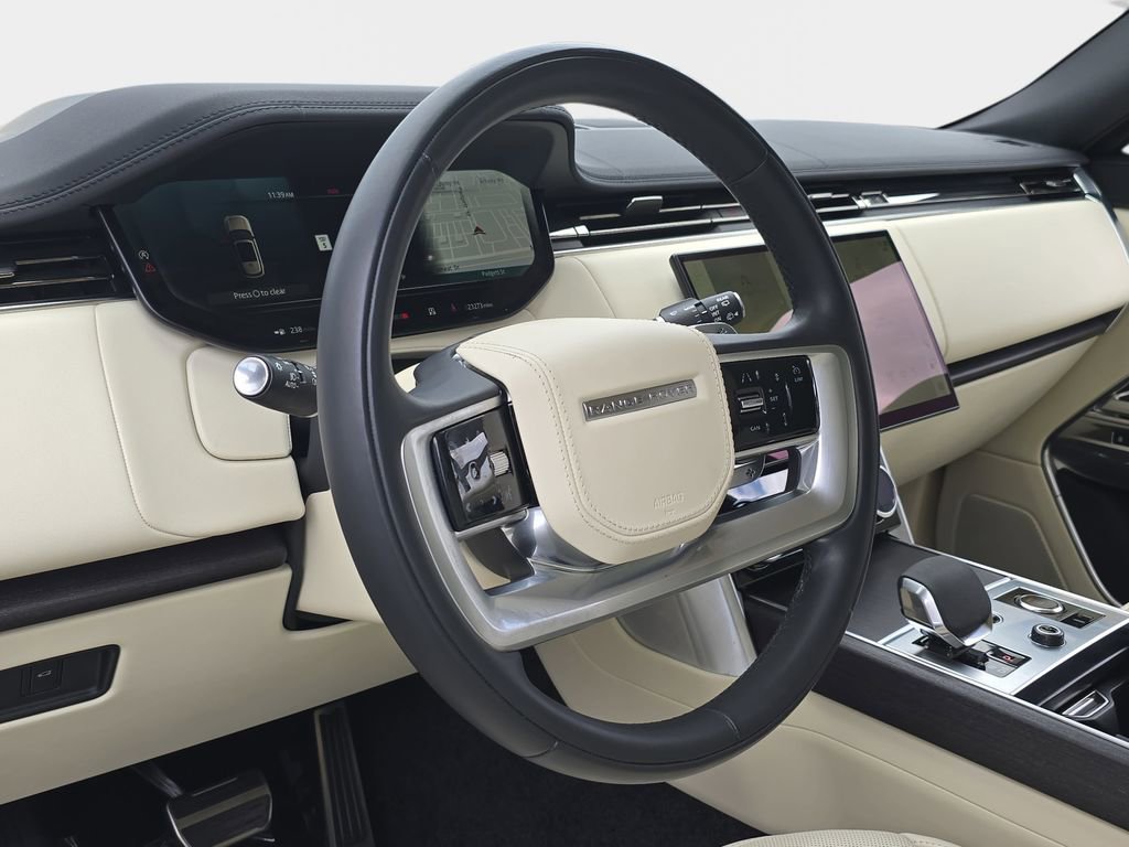 Certified 2023 Land Rover Range Rover SE AWD/4WD image 17