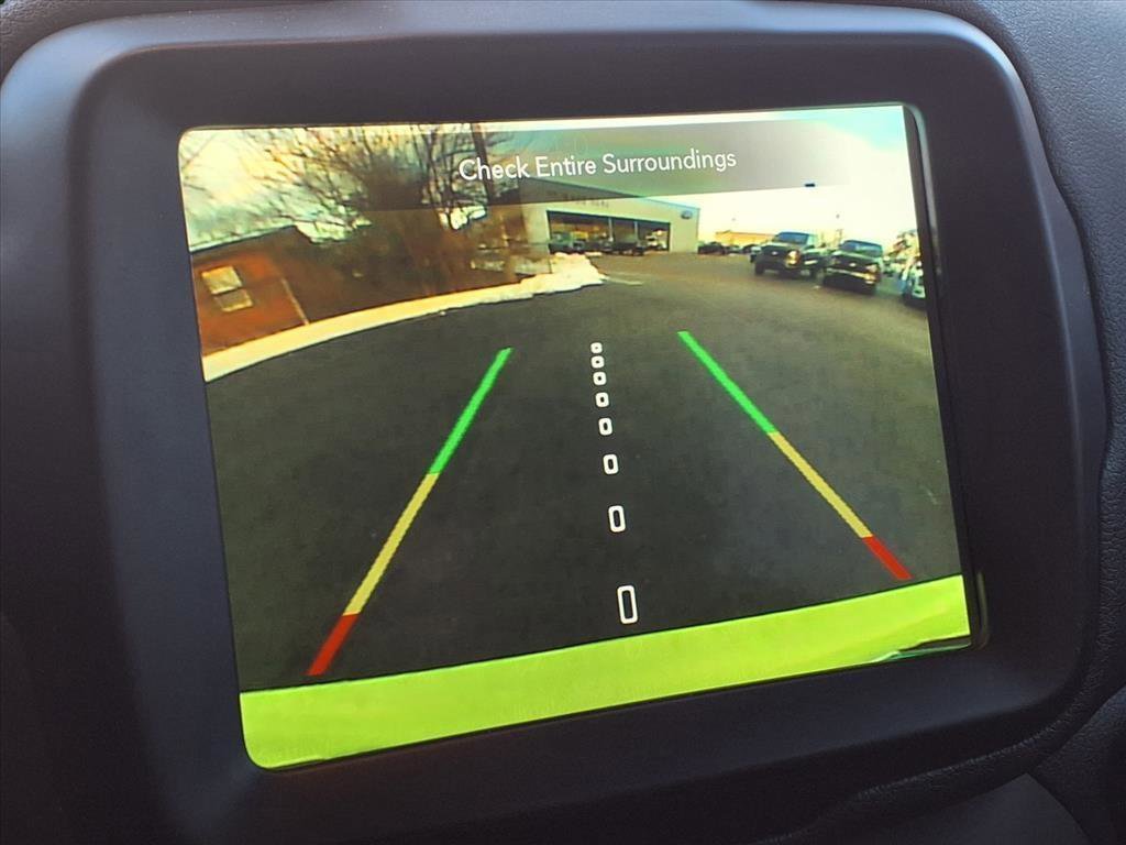 Used 2018 Jeep Renegade Limited w/ UConnect 8.4 Nav Group image 10