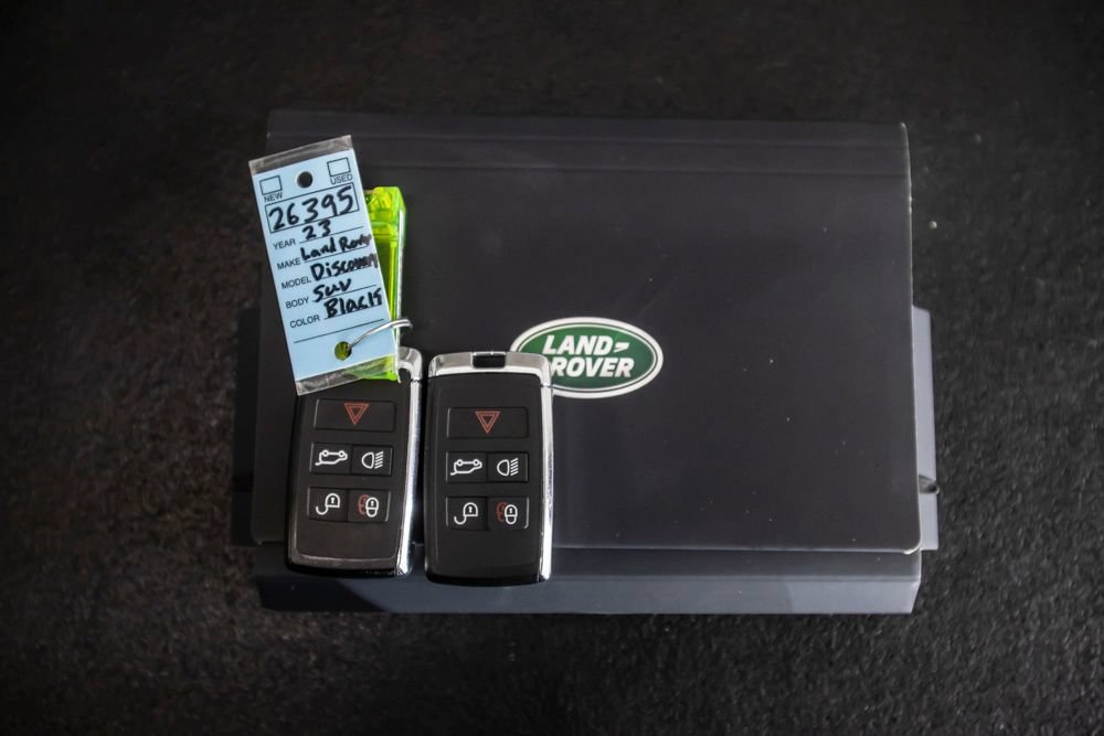 Used 2023 Land Rover Discovery HSE R-Dynamic AWD/4WD image 47