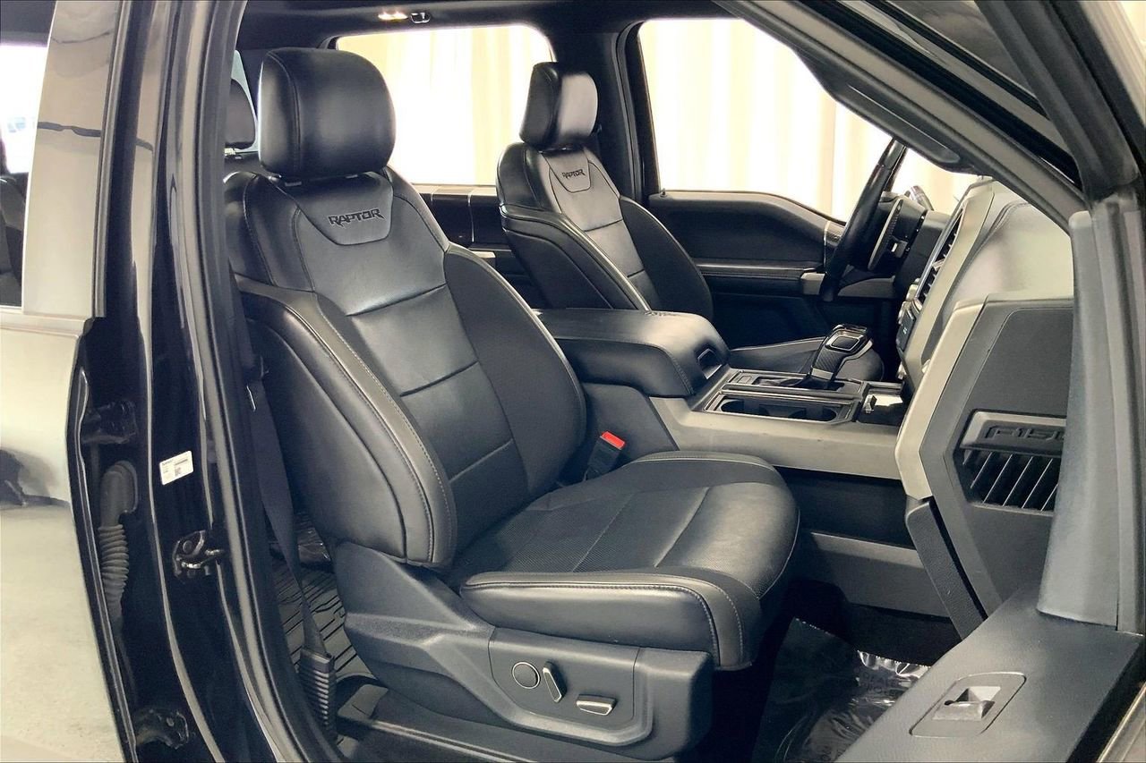Used 2019 Ford F150 Raptor w/ Equipment Group 802A Luxury AWD/4WD image 6