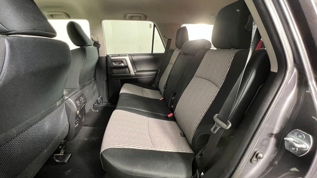 Used 2014 Toyota 4Runner SR5 image 14