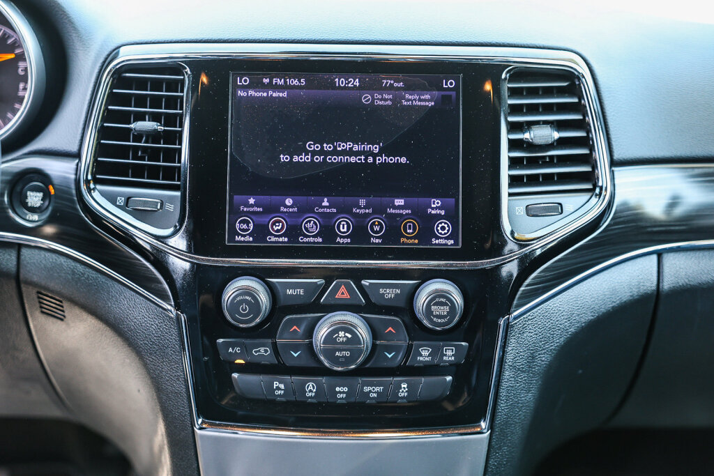 Used 2019 Jeep Grand Cherokee Limited w/ Luxury Group II RWD image 3