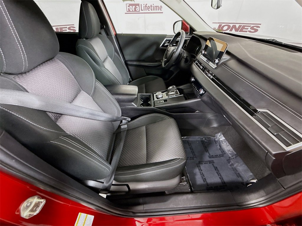 Used 2022 Mitsubishi Outlander ES image 29