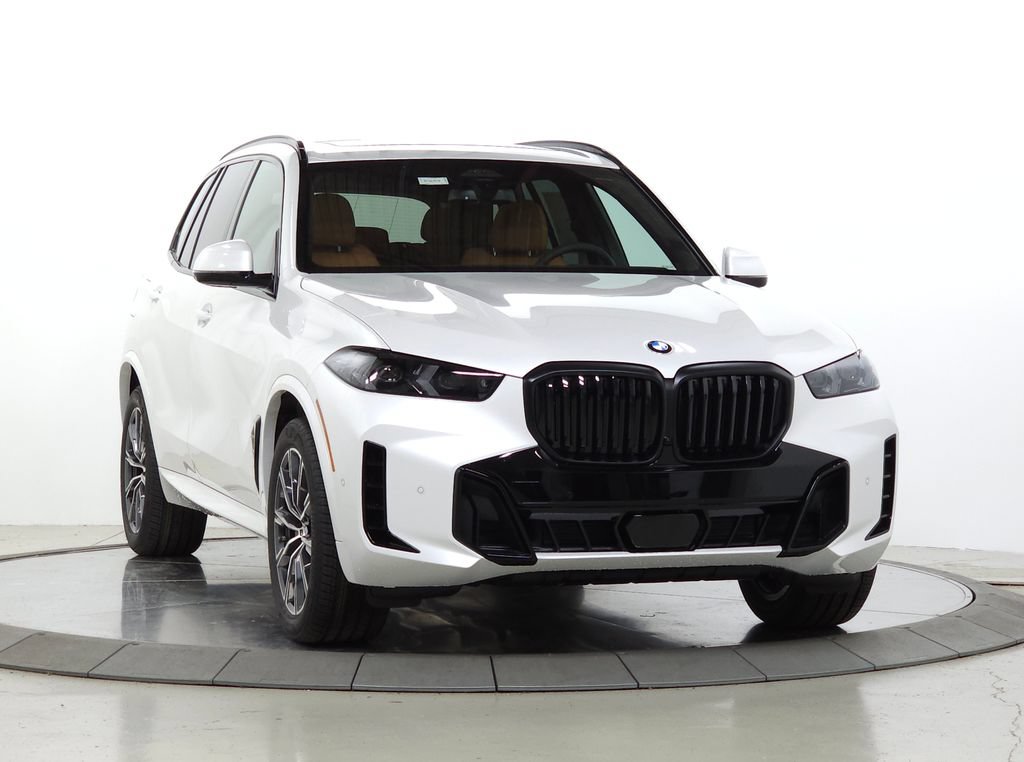 Used 2026 BMW X5 xDrive40i w/ M Sport Package AWD/4WD image 1