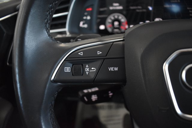 Used 2023 Audi Q7 3.0T Premium Plus AWD/4WD image 32
