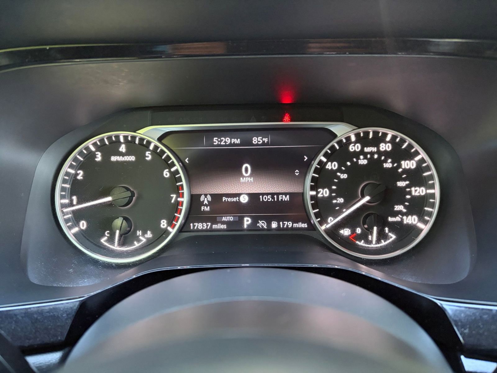Used 2025 Nissan Pathfinder SV AWD/4WD image 43
