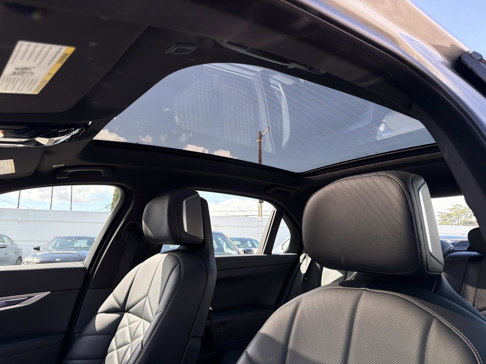 Certified 2023 BMW 740i w/ Parking Assistance Package RWD image 30