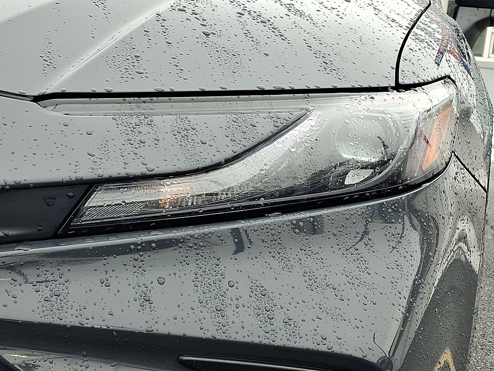 Used 2025 Toyota Camry SE image 10