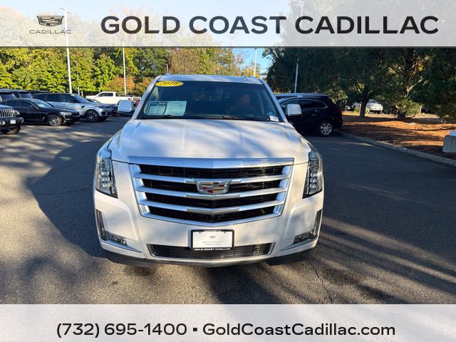 Used 2016 Cadillac Escalade Premium AWD/4WD image 5