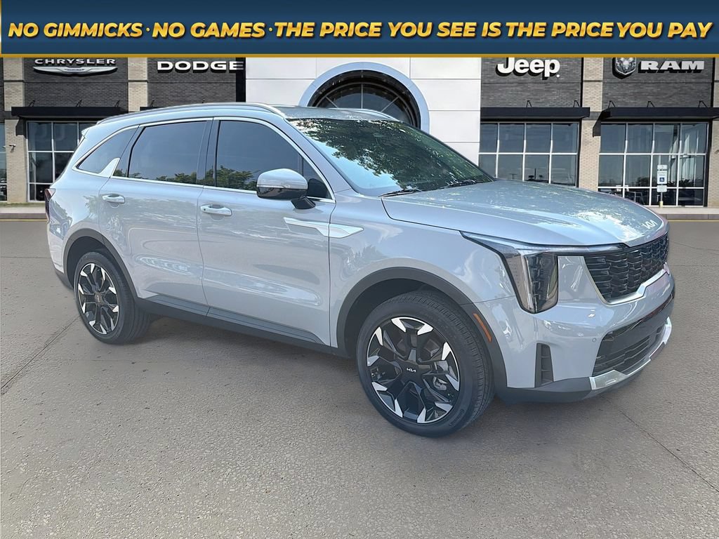 Used 2025 Kia Sorento EX AWD/4WD image 1