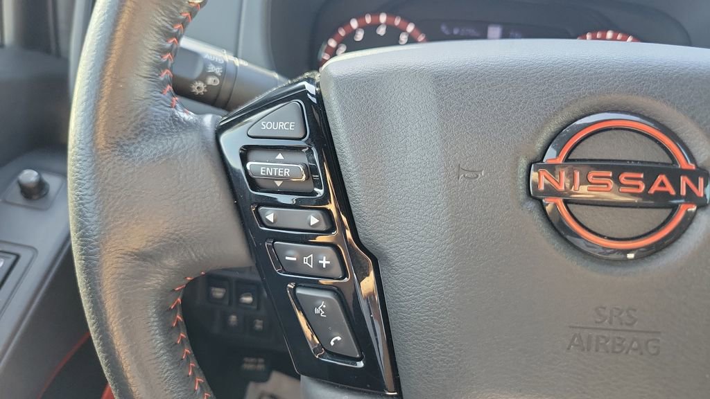 Used 2022 Nissan Frontier PRO-4X image 28
