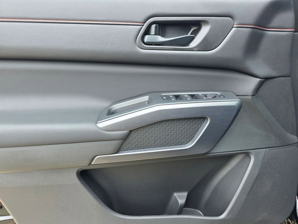 New 2026 Nissan Pathfinder Rock Creek image 18