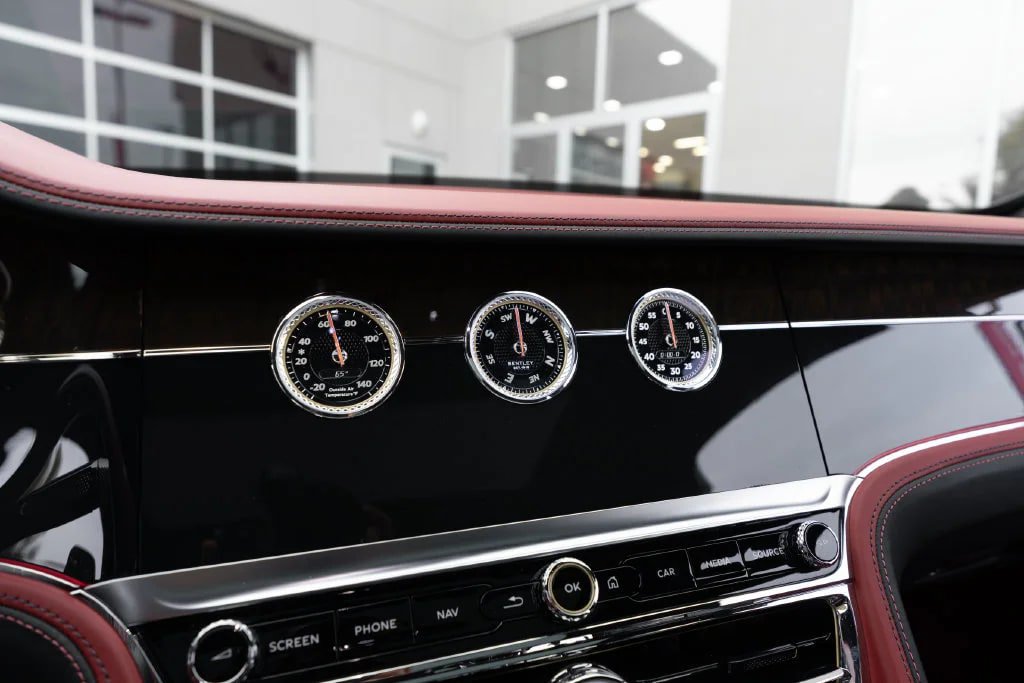 Used 2020 Bentley Flying Spur W12 AWD/4WD image 43