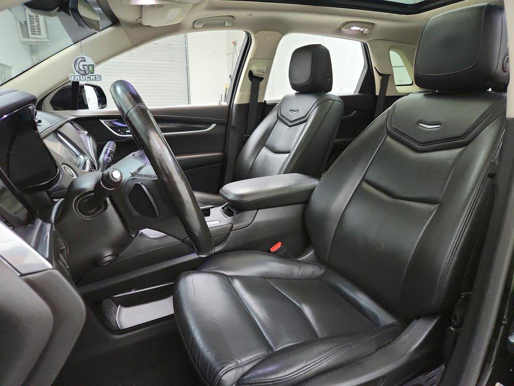 Used 2019 Cadillac XT5 Luxury FWD image 14