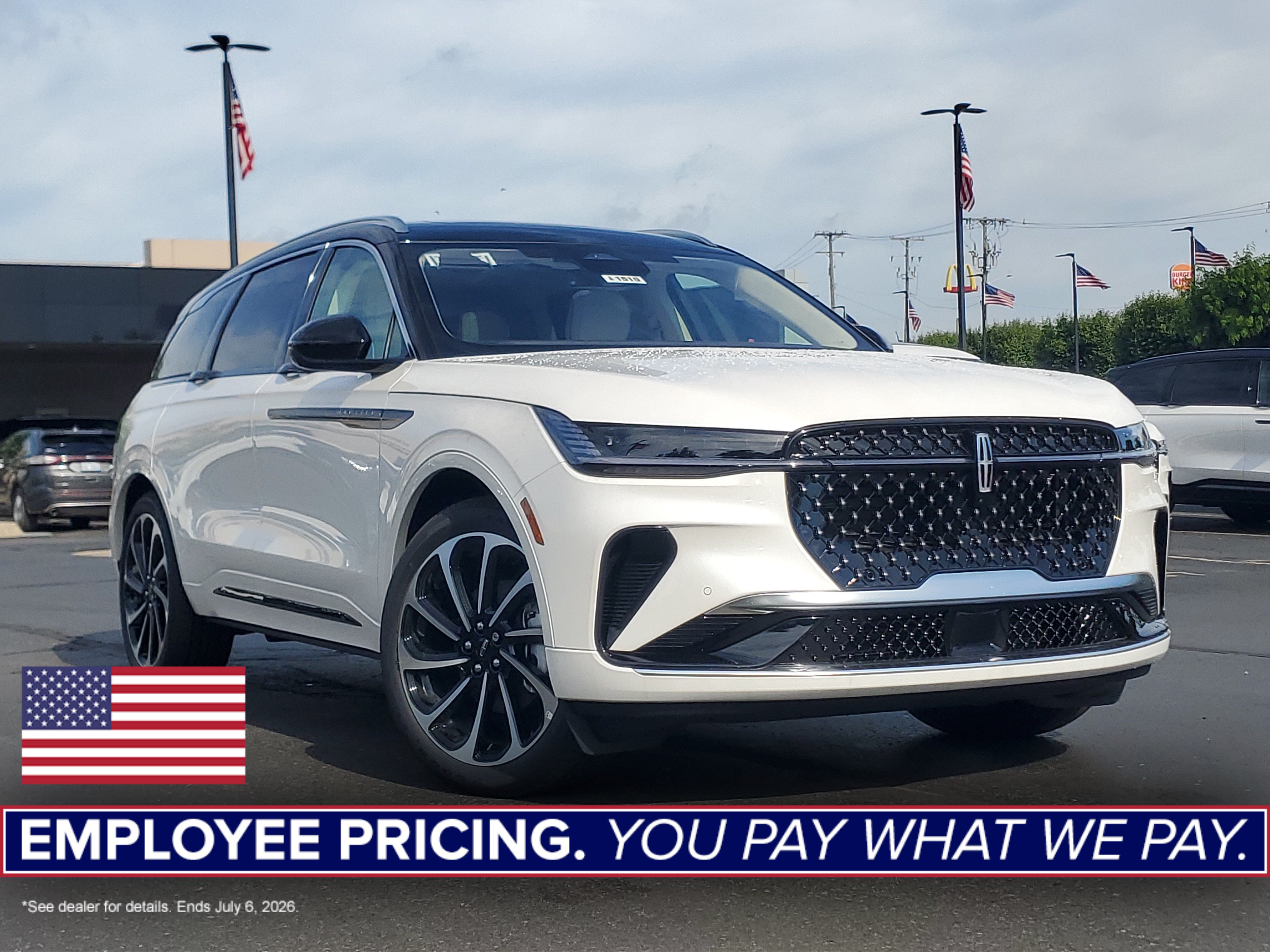 New 2026 Lincoln Nautilus Black Label AWD/4WD image 1